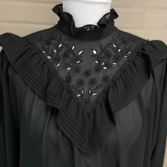 Vintage black ruffle collar shear blouse XL - Picture 2 of 12